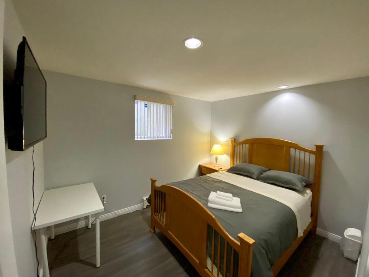 Anne'S Bnb Surrey Bagian luar foto