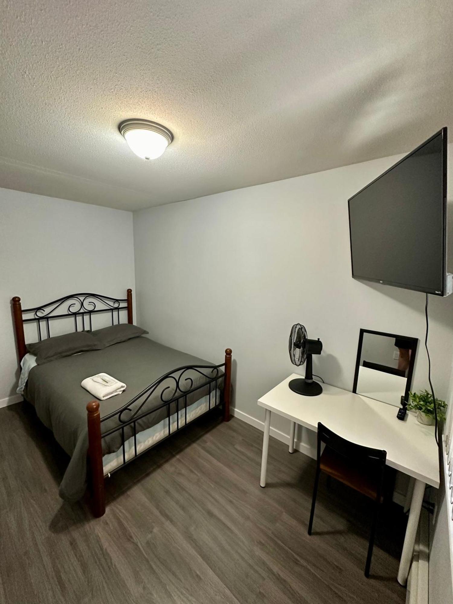 Anne'S Bnb Surrey Bagian luar foto
